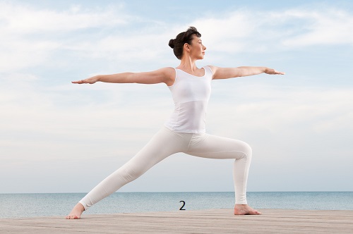 Học Yoga Trị Liệu Ngay Tại Nhà: Tư Thế Đơn Giản