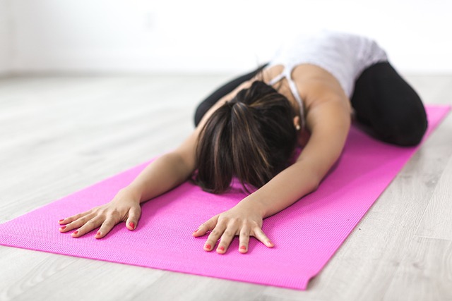 Khám Phá Yoga Trị Liệu: Lợi Ích Và Phương Pháp Khám Phá Yoga Trị Liệu: Lợi Ích Và Phương Pháp