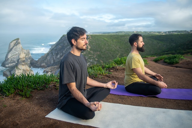 Tìm Hiểu Về Yoga Trị Liệu: Hướng Dẫn Chi Tiết Tìm Hiểu Về Yoga Trị Liệu: Hướng Dẫn Chi Tiết