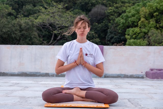 Yoga là môn luyện tập của Ma quỷ Yoga là môn luyện tập của Ma quỷ
